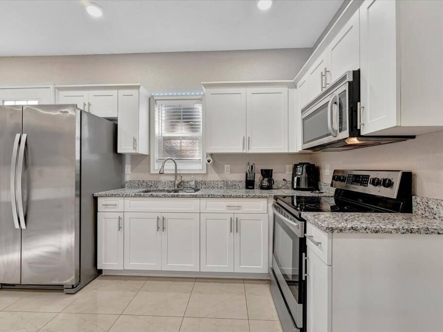 10 Minutes To Downtown Free Parking, Ac * Tampa