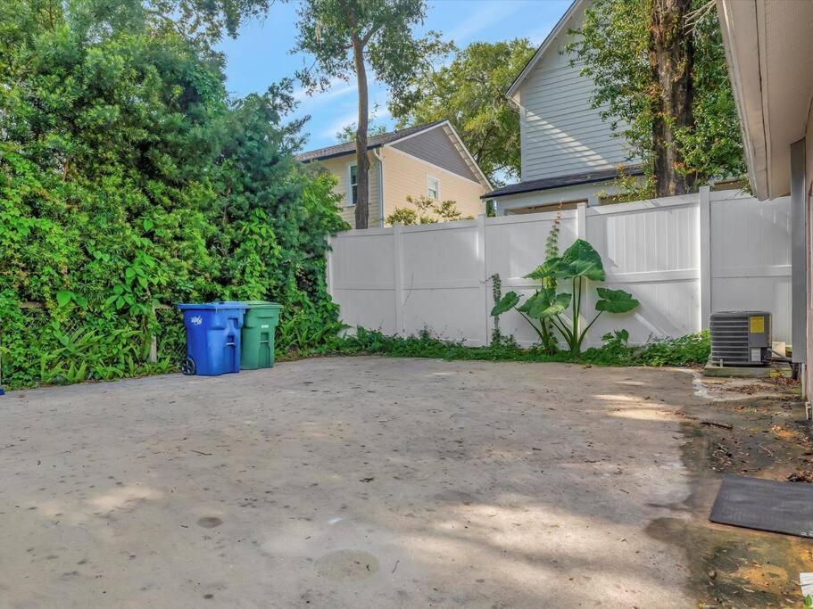 10 Minutes To Downtown Free Parking, Ac Tampa